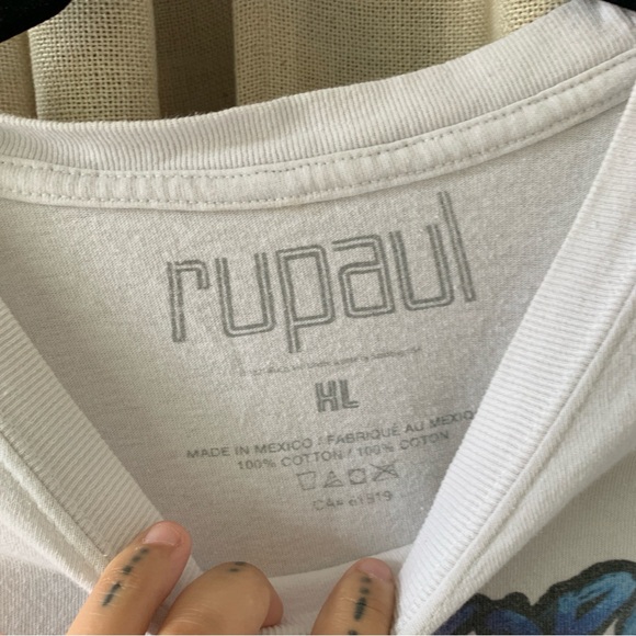 RUPAUL COMFY WHITE T-SHIRT - Picture 3 of 5